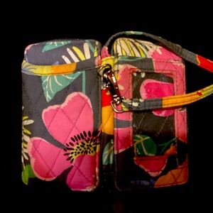 Vera Bradley wallet wristlet in the Jazzy Blooms pattern